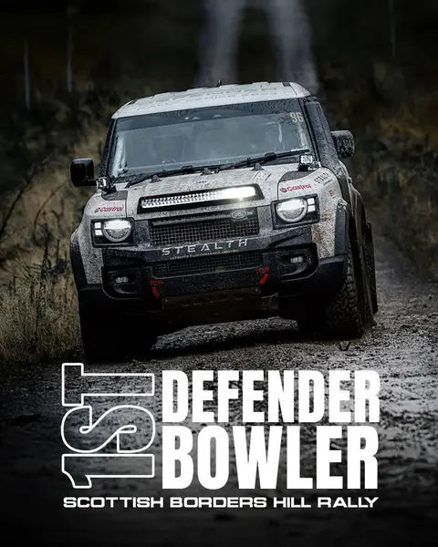 Land rover bowler banner fitted with Stealth LED lights