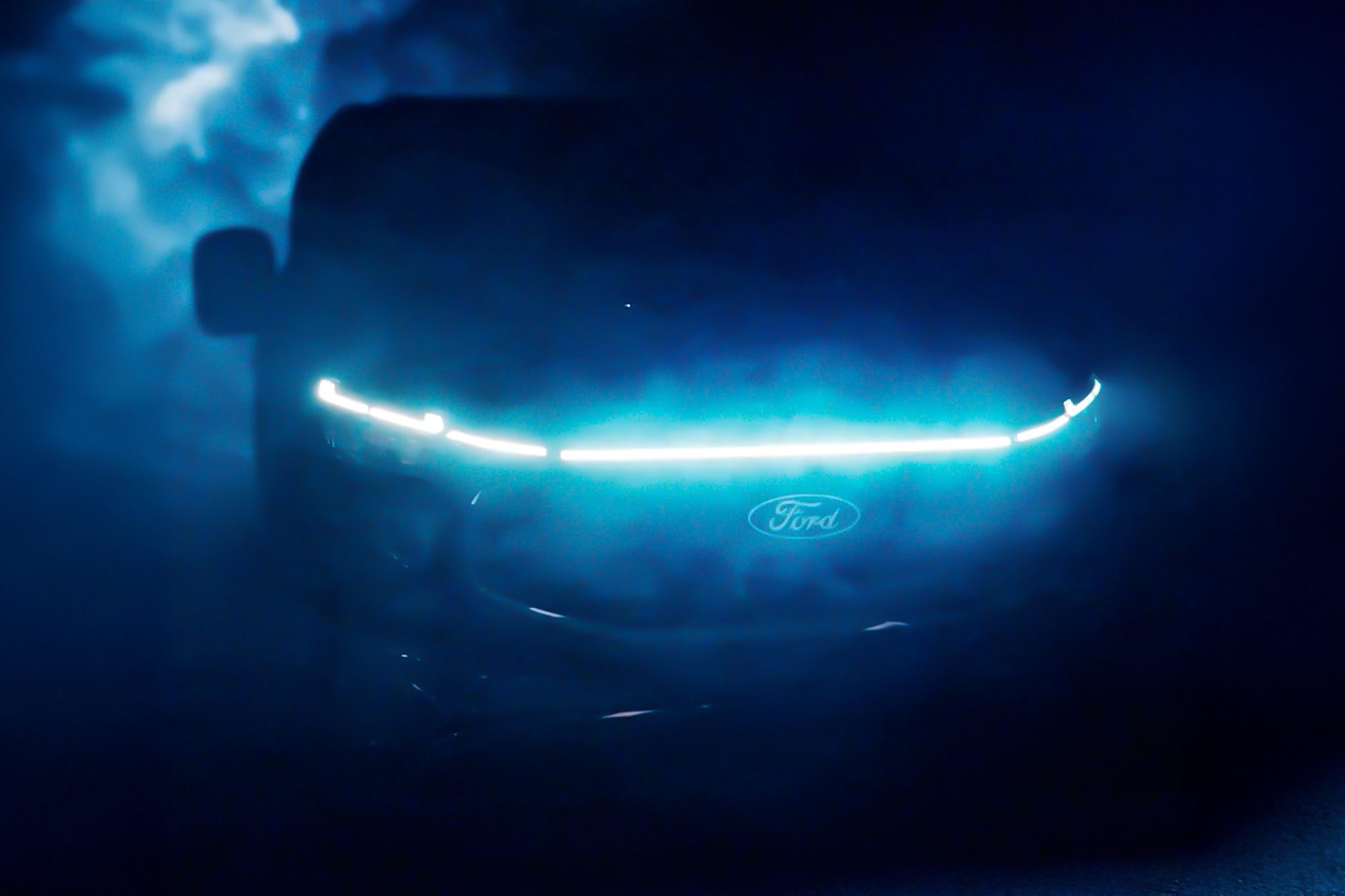 Stealth LED Luminous Ford Transit Custom 2024+ Dynamic LED DRL Grille ...